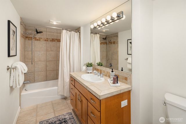 4859 86th Avenue SE, Mercer Island, WA 98040