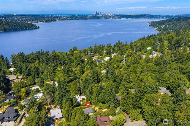 4859 86th Avenue SE, Mercer Island, WA 98040