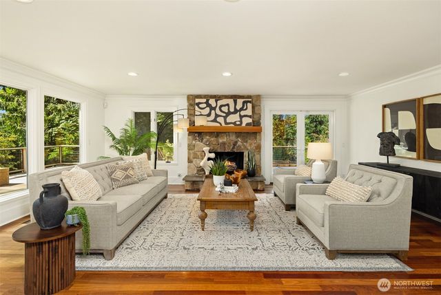 4859 86th Avenue SE, Mercer Island, WA 98040