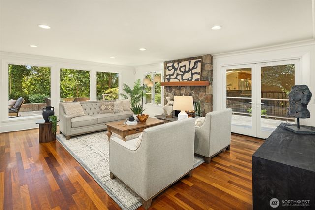 4859 86th Avenue SE, Mercer Island, WA 98040