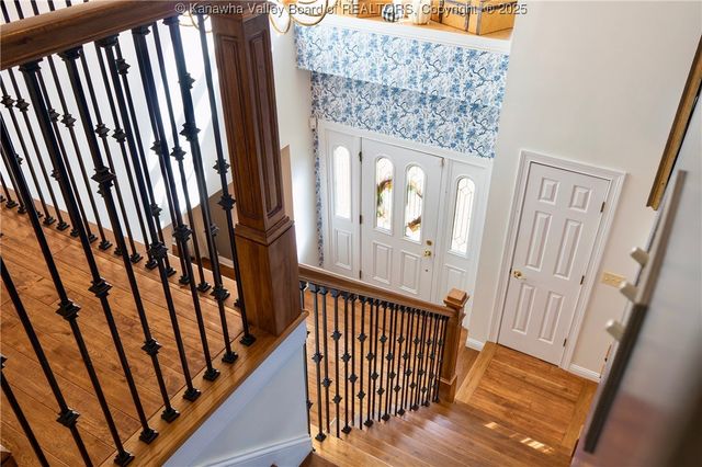 35 Oakridge Estates Road, Danville, WV 25053