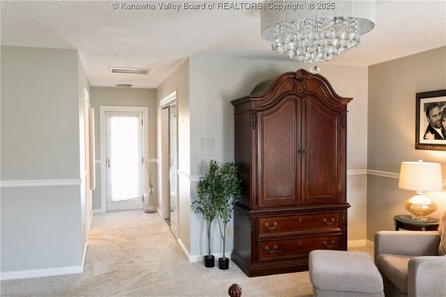 35 Oakridge Estates Road, Danville, WV 25053