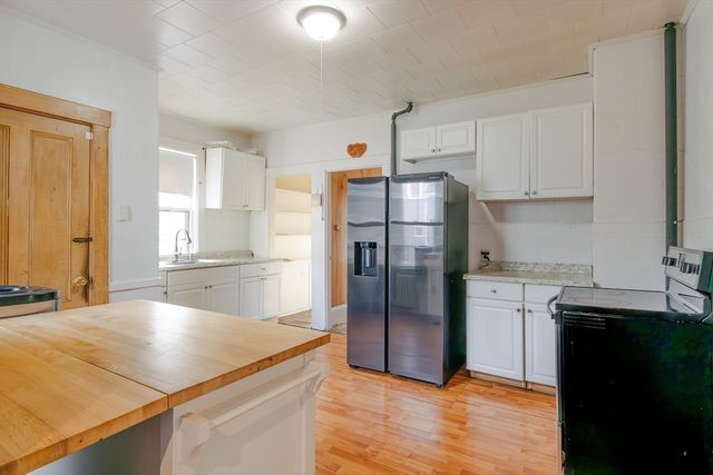 35 Adams, Abington, MA 02351