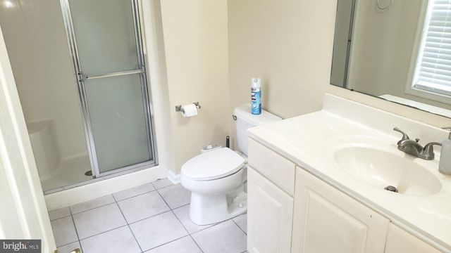 527 RED BUD CT, Wilmington, DE 19805