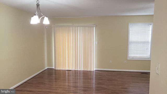 527 RED BUD CT, Wilmington, DE 19805