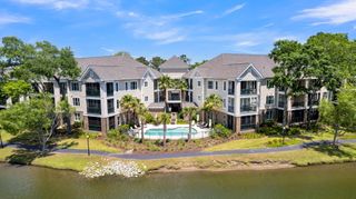 1479 Long Grove Drive 208, Mount Pleasant, SC 29464