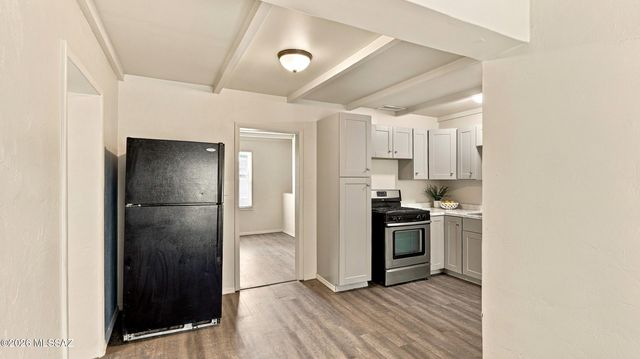 376 W Columbia Street, Tucson, AZ 85714