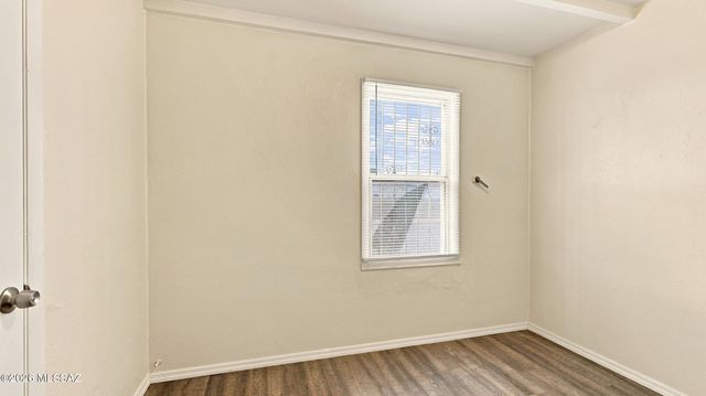 376 W Columbia Street, Tucson, AZ 85714