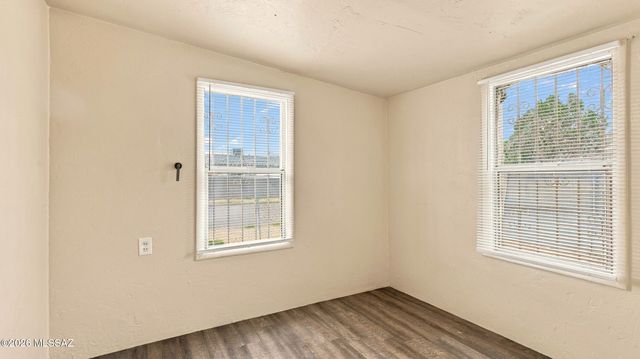 376 W Columbia Street, Tucson, AZ 85714