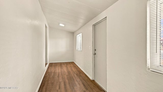 376 W Columbia Street, Tucson, AZ 85714