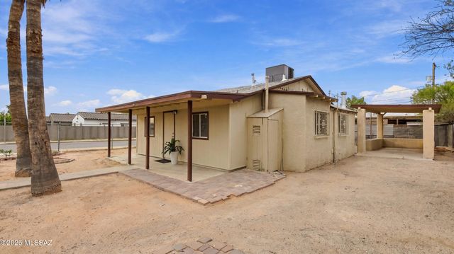 376 W Columbia Street, Tucson, AZ 85714