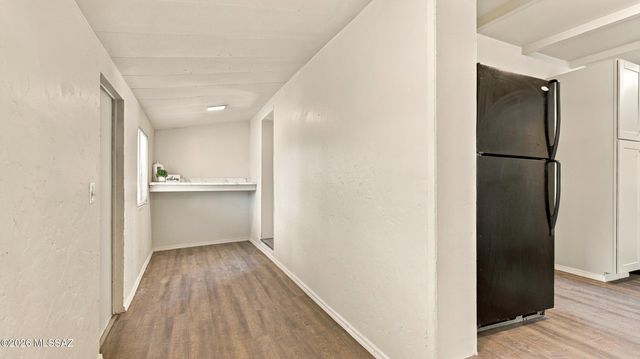 376 W Columbia Street, Tucson, AZ 85714