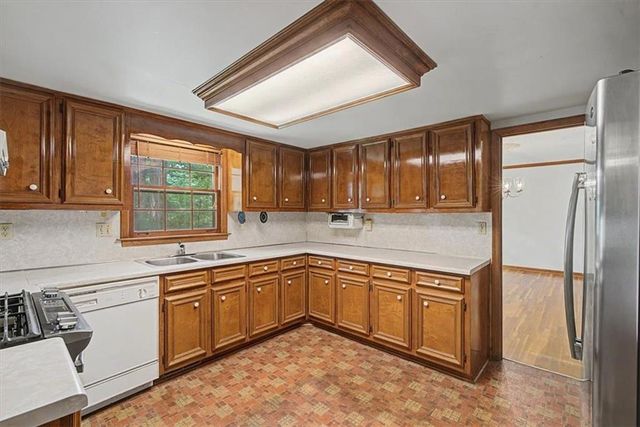 483 Summit Ridge Drive, Lawrenceville, GA 30046