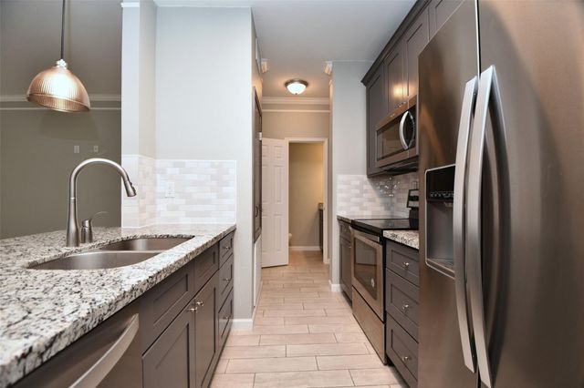 382 Wilcrest Drive, Houston, TX 77042