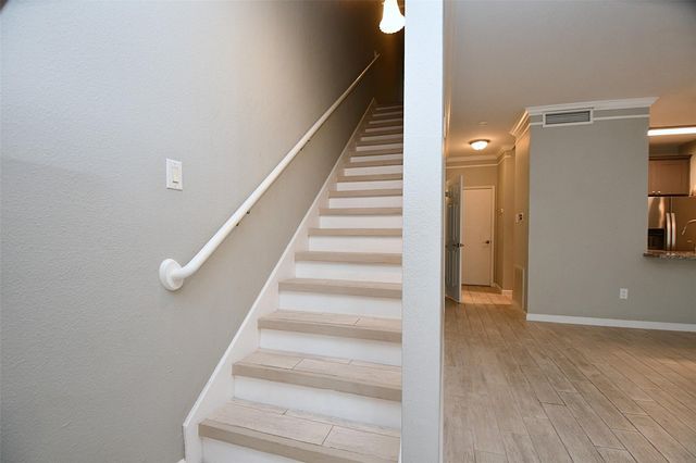 382 Wilcrest Drive, Houston, TX 77042