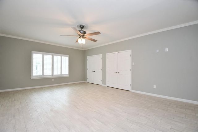 382 Wilcrest Drive, Houston, TX 77042