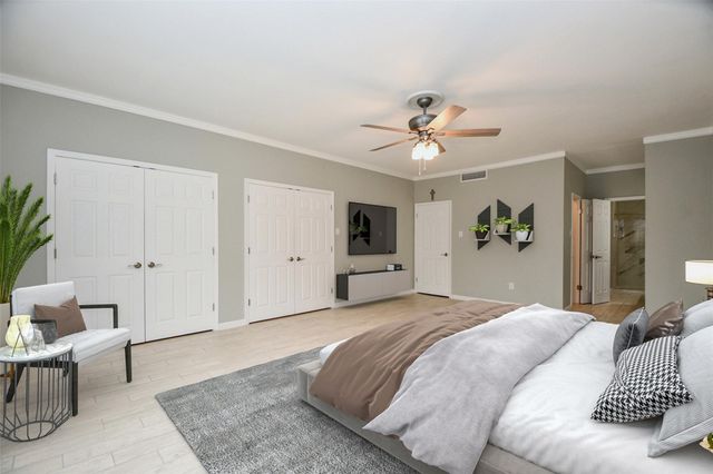 382 Wilcrest Drive, Houston, TX 77042