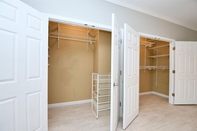 382 Wilcrest Drive, Houston, TX 77042
