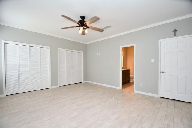 382 Wilcrest Drive, Houston, TX 77042