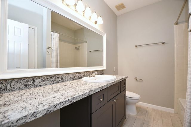 382 Wilcrest Drive, Houston, TX 77042