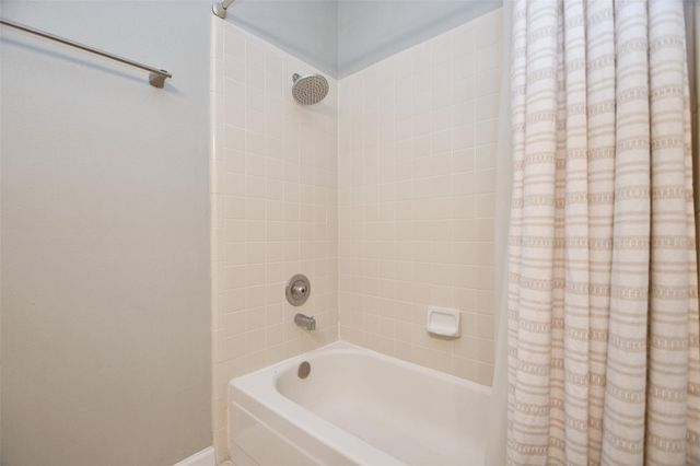 382 Wilcrest Drive, Houston, TX 77042