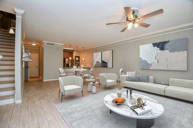 382 Wilcrest Drive, Houston, TX 77042