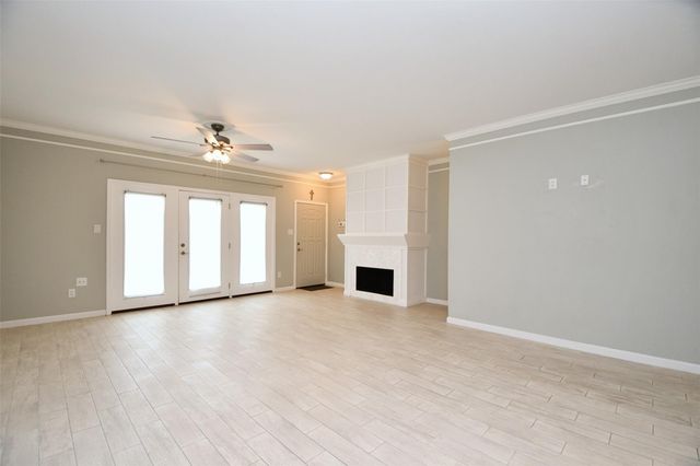 382 Wilcrest Drive, Houston, TX 77042