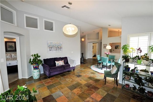 7268 Drifting River Court, Las Vegas, NV 89149