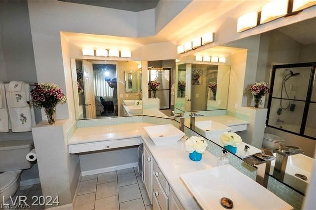 7268 Drifting River Court, Las Vegas, NV 89149