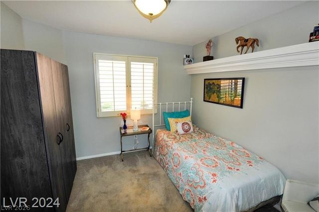 7268 Drifting River Court, Las Vegas, NV 89149