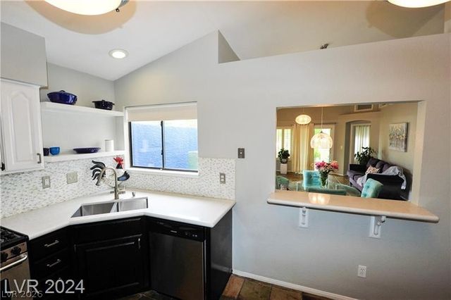 7268 Drifting River Court, Las Vegas, NV 89149