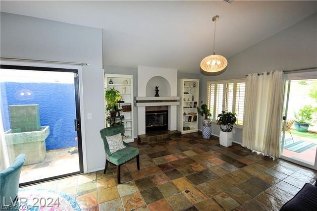 7268 Drifting River Court, Las Vegas, NV 89149