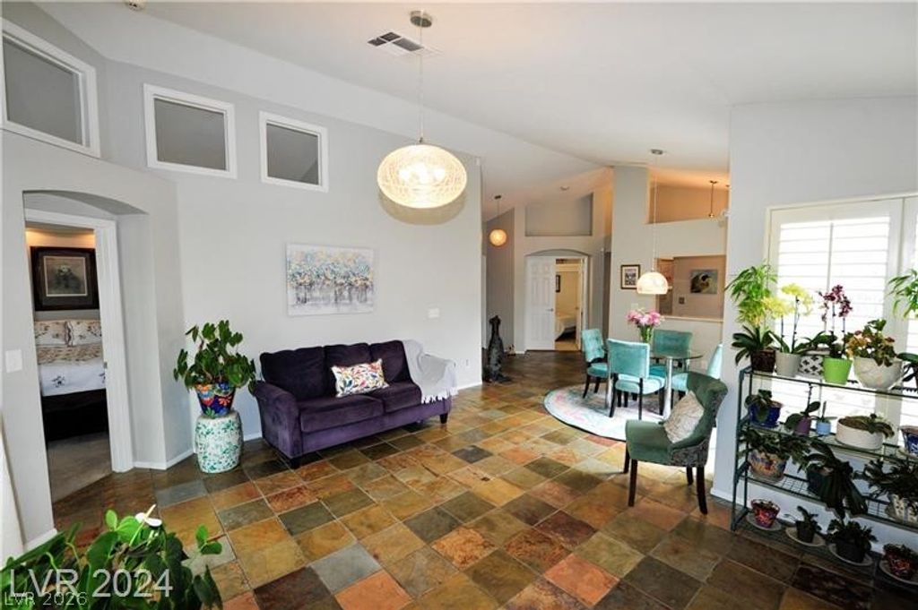 Image 10 of property listing at 7268 Drifting River Court, Las Vegas, NV 89149