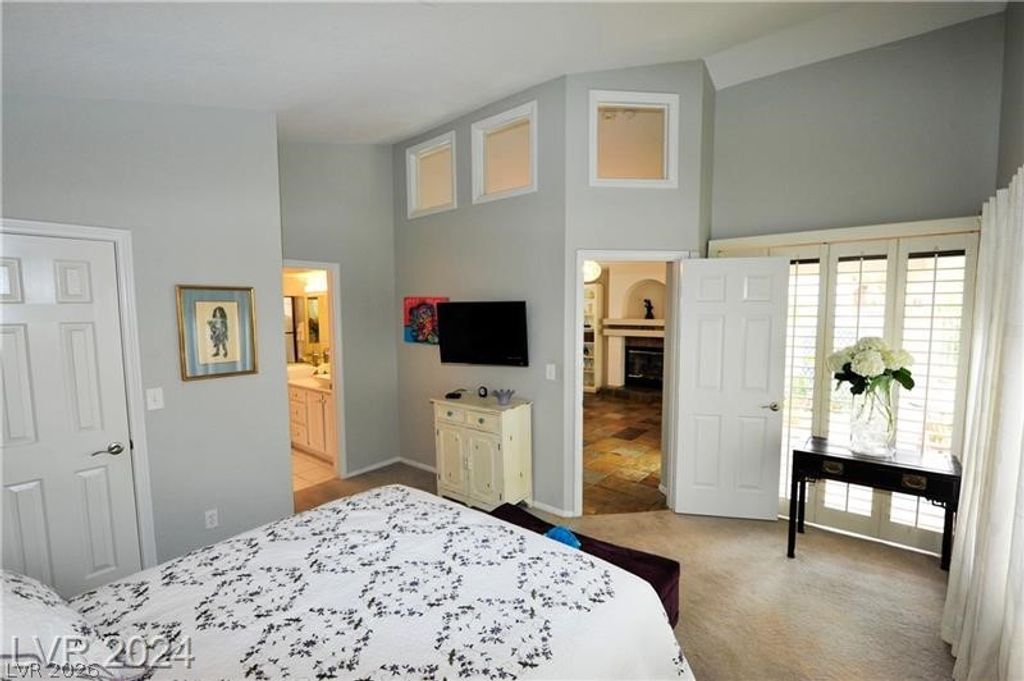 Image 18 of property listing at 7268 Drifting River Court, Las Vegas, NV 89149