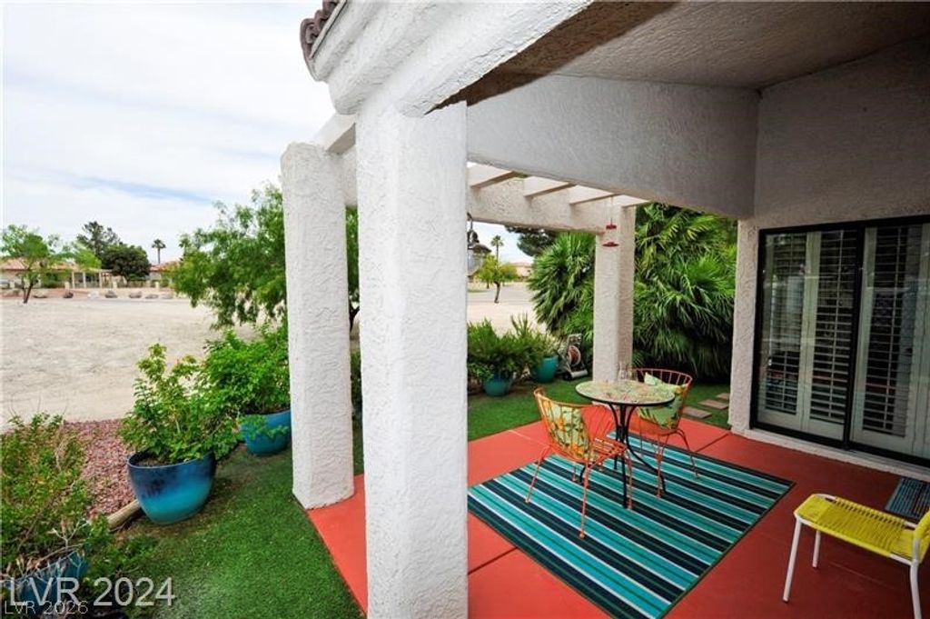 Image 28 of property listing at 7268 Drifting River Court, Las Vegas, NV 89149