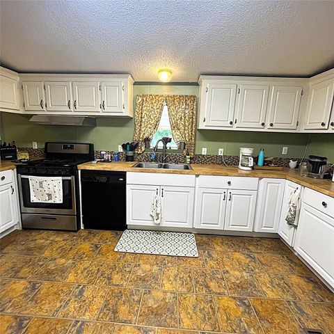1421 N 1270, Centerville, TX 75833