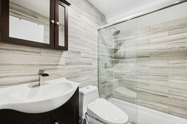 76 Parsons Hill Dr A, Worcester, MA 01603