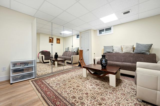 76 Parsons Hill Dr A, Worcester, MA 01603