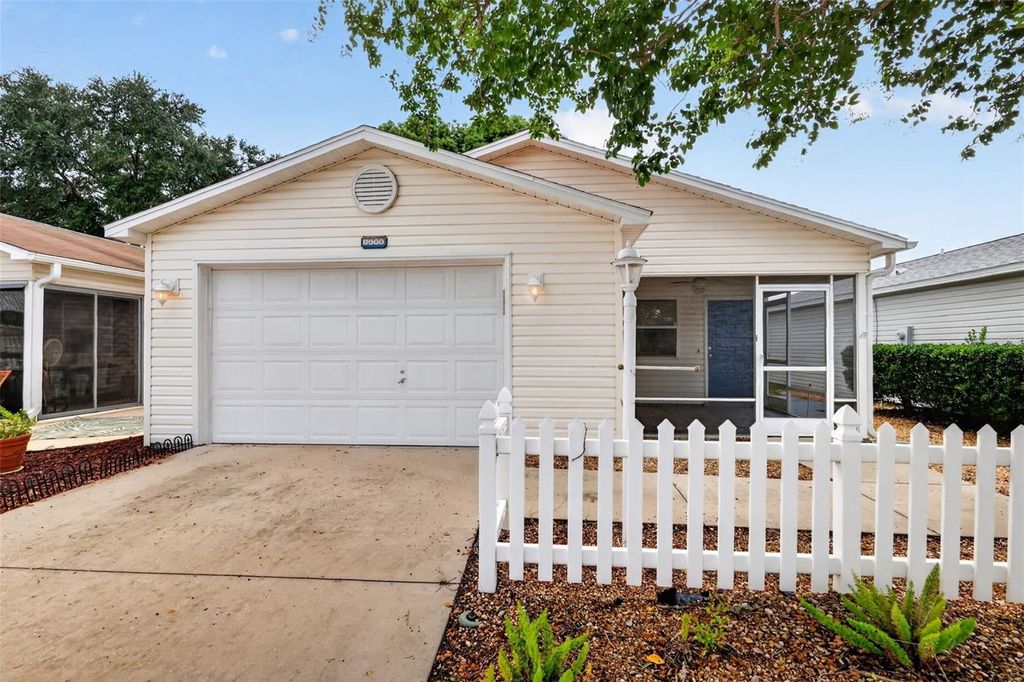 Image 1 of property listing at 1606 CAMPOS DRIVE, The Villages, FL 32162