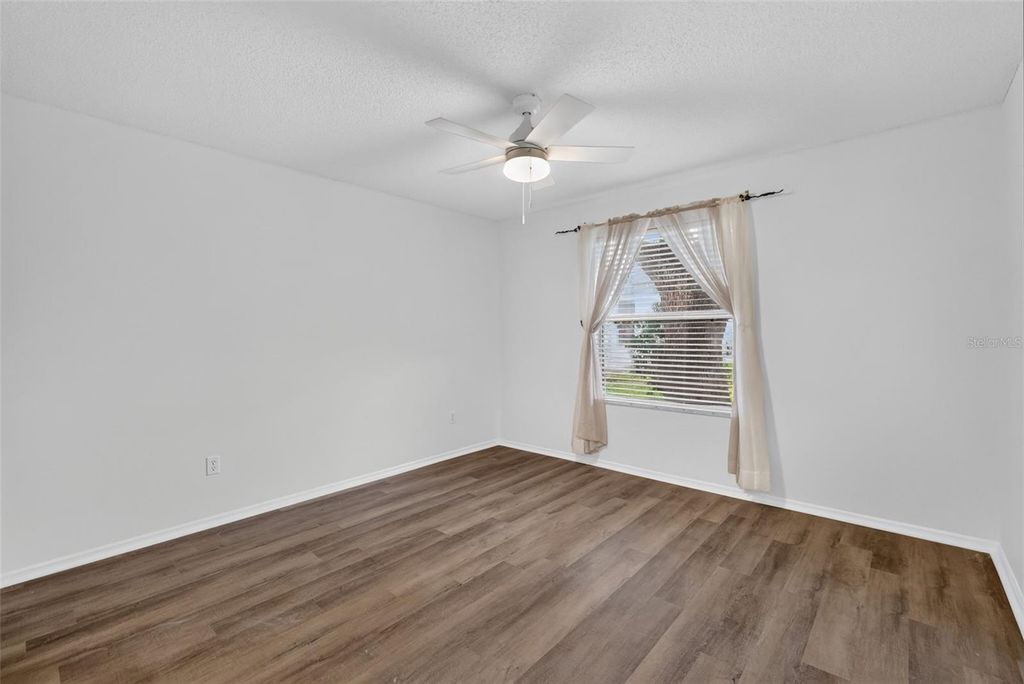 Image 22 of property listing at 1606 CAMPOS DRIVE, The Villages, FL 32162
