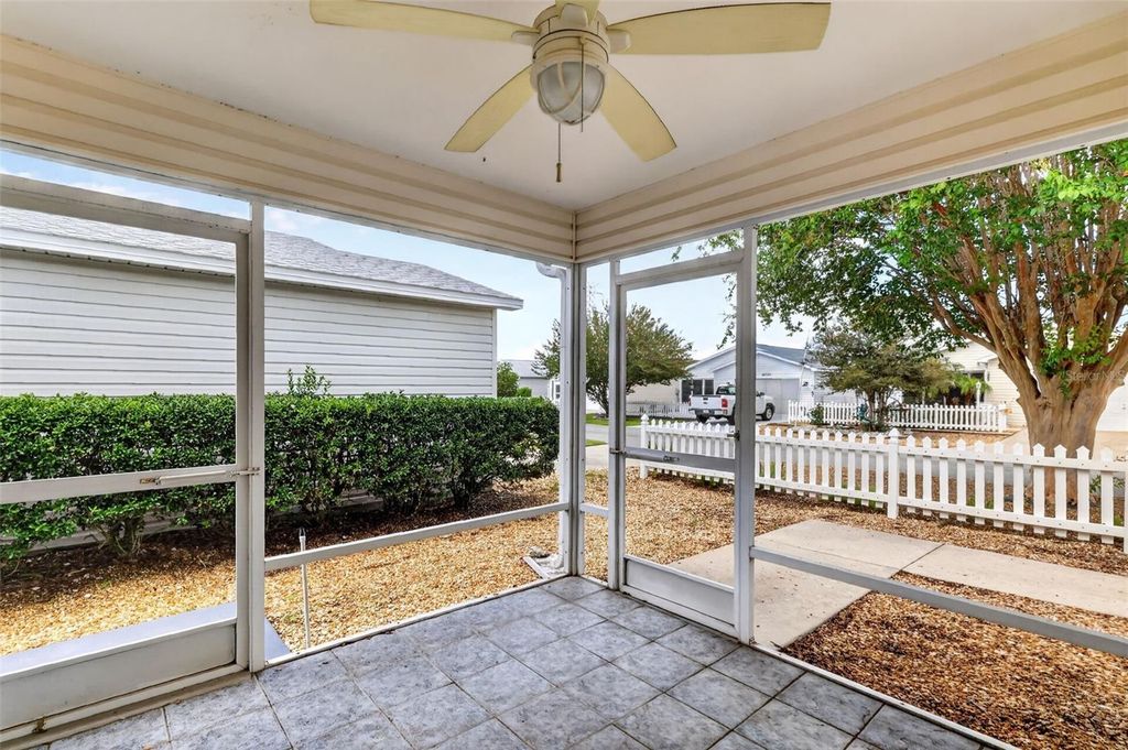 Image 27 of property listing at 1606 CAMPOS DRIVE, The Villages, FL 32162