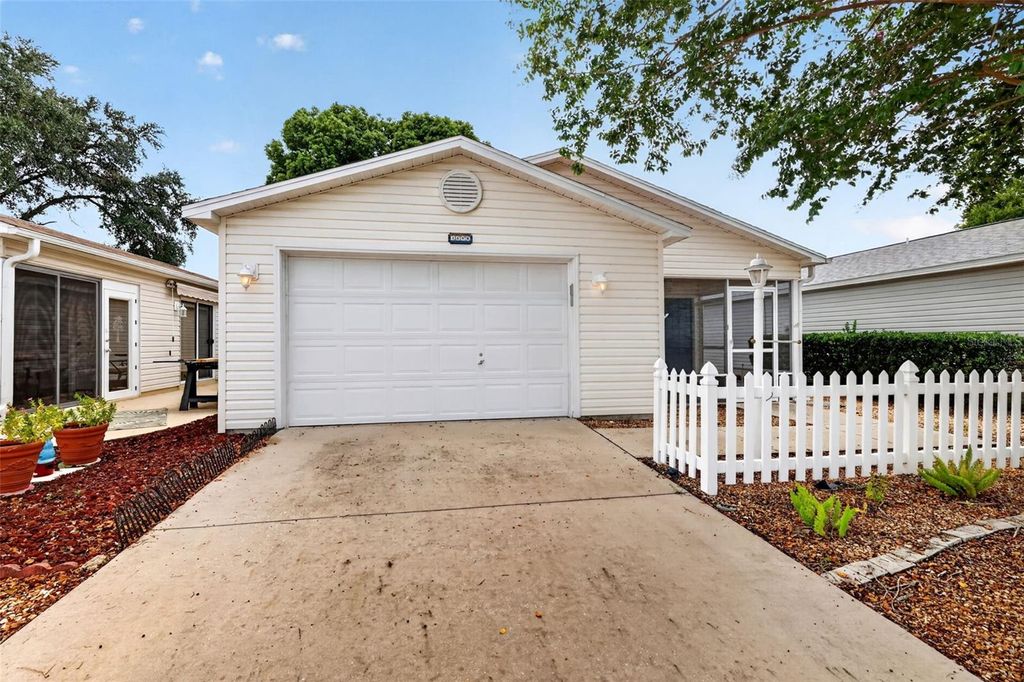 Image 42 of property listing at 1606 CAMPOS DRIVE, The Villages, FL 32162