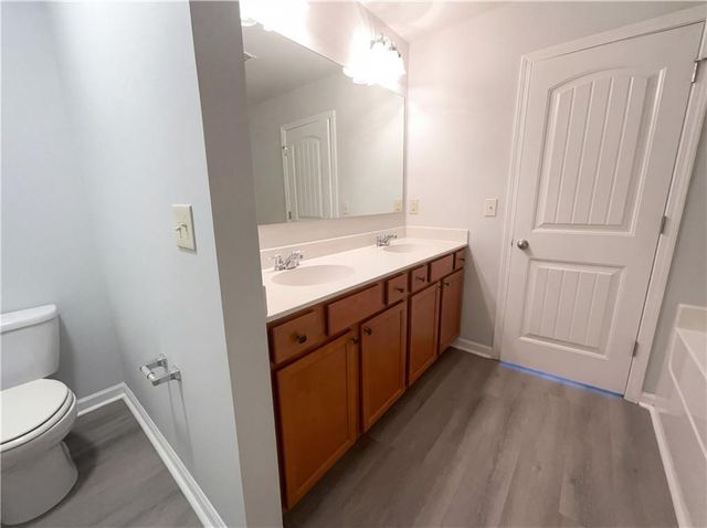 220 Madison Avenue, Acworth, GA 30102