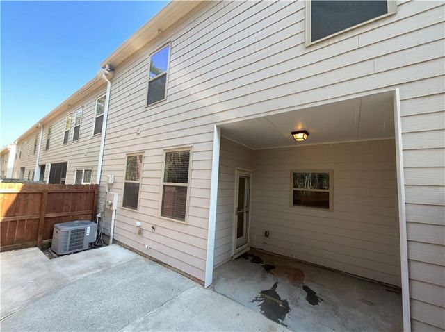 220 Madison Avenue, Acworth, GA 30102