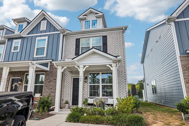 615 Old Hickory Blvd Apt 745, Nashville, TN 37209