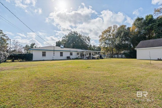 302 W Jefferson Street, Summerdale, AL 36580