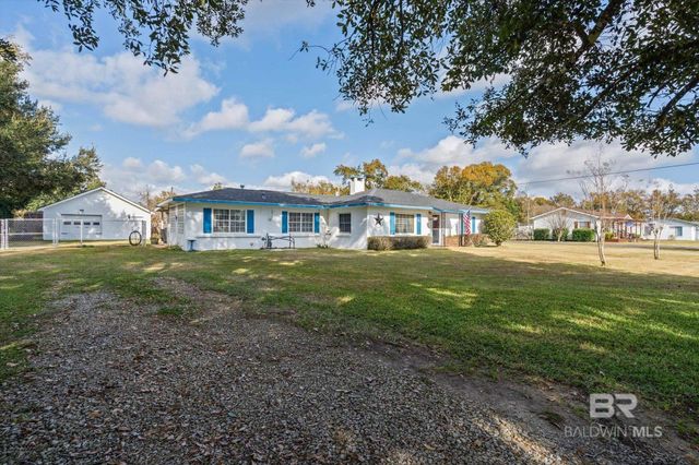 302 W Jefferson Street, Summerdale, AL 36580