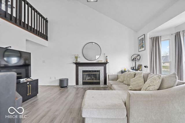 4059 Eagle Cove West Drive, Indianapolis, IN 46254