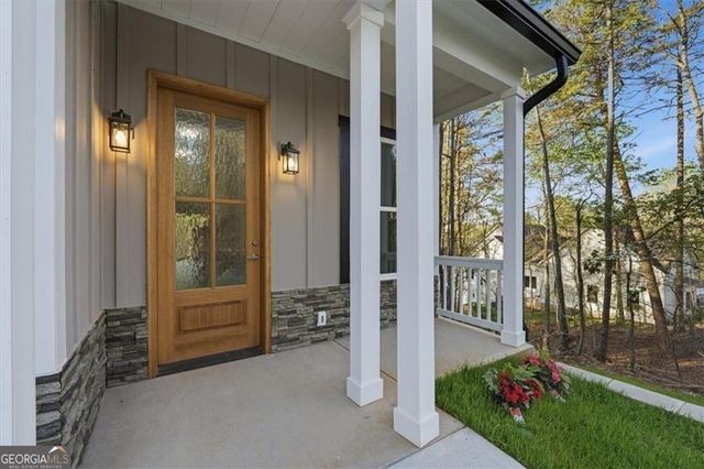 7711 Elm Circle, Murrayville, GA 30564