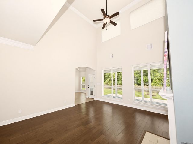 18189 River Landing Dr, Prairieville, LA 70769